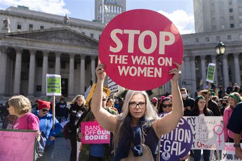 Thousands march in US women’s rallies for abortion rights | Women's ...