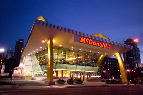 McDonald's ~ Flagship 50th Anniversary restaurant in Chicago, IL ...