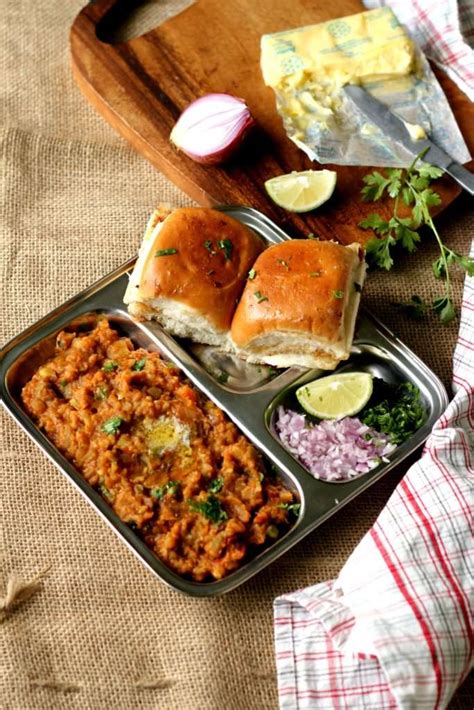 Pav Bhaji ~ Mumbai Street Food - Ruchik Randhap