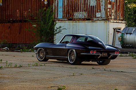 Subtly Spectacular 1963 Split-Window Corvette