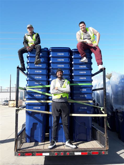 GARLAND, TX, ROLLS OUT CARTS WITH THE RECYCLING PARTNERSHIP | Cascade Cart Solutions