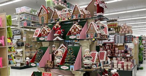 *HOT* 50% Off Hobby Lobby Christmas Decor (In-Store & Online) | Hip2Save