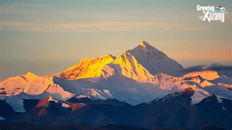 Live: The breathtaking view of Mt. Qomolangma - CGTN