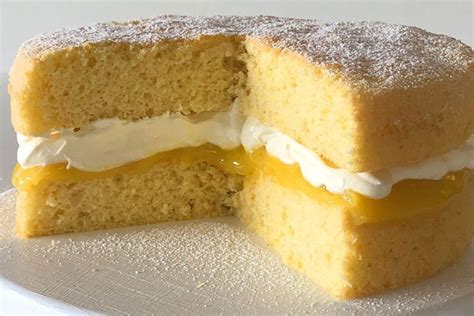 Perfect lemon sponge cake recipe