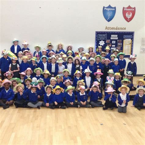 Roebuck Academy - Easter hat competition