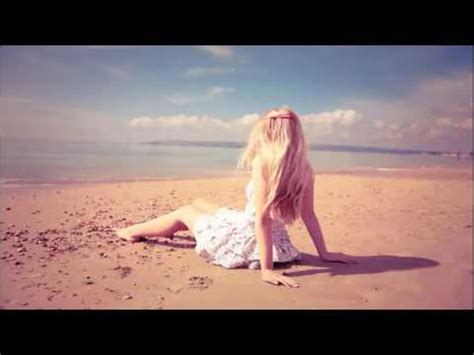 Sia - Unstoppable Remix - YouTube