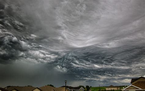 Beautiful Photographs of Storm Clouds Look Like Rolling Ocean Waves