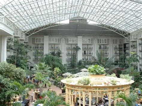 Visiting the Gaylord Opryland Resort Gardens in Nashville - Moyer Memoirs