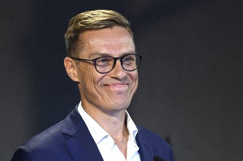 Alexander Stubb quit politics. Now he’s favorite for Finnish president ...