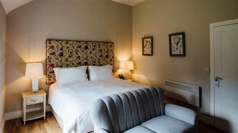 Deluxe Rooms | Accommodation in Navan | Bellinter House