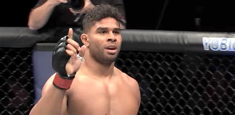 Watch Alistair Overeem knock out Walt Harris ahead of UFC Vegas 9 - MMAWeekly.com | UFC and MMA ...