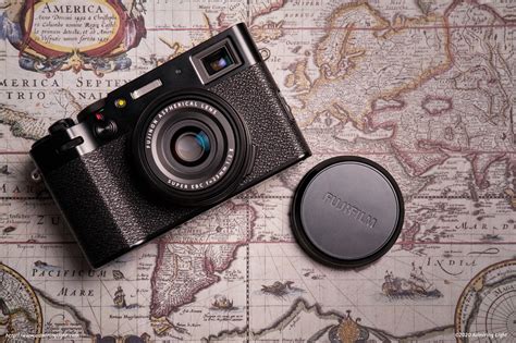 Review: Fujifilm X100V