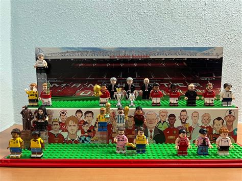 Manchester United players Lego Minifigures, Hobbies & Toys, Toys ...