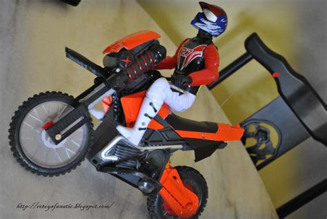 REMOTE CONTROL TOYS: RC STUNT MOTORCYCLE