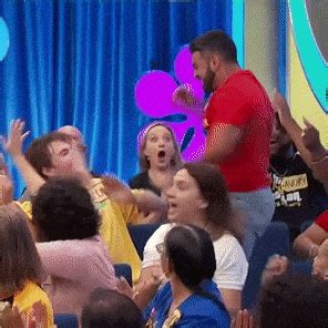 High Five Fail GIF - High five Fail Price is right - Discover & Share GIFs