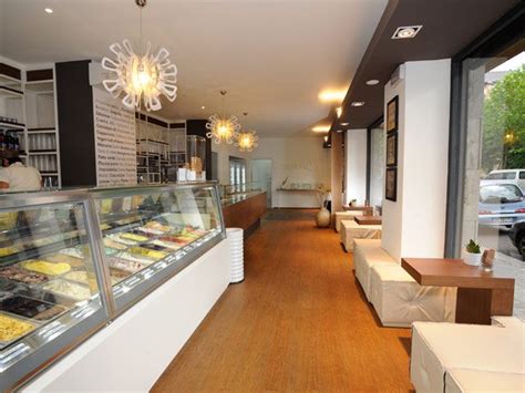 Ice Cream Parlour Interior Design – Design for Ice Cream Shop | Decoração, Arquitetura, Salas