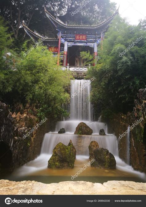 Beautiful Waterfall Nature Scenic View — Stock Photo © Imaginechina-Tuchong #269542330