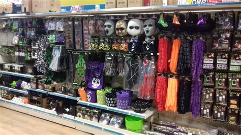 Halloween Vince's dark delights!: Poundland start putting out Halloween ...