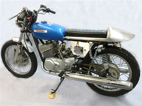 FOR SALE: 1976 Suzuki GT250 cafe racer - $2350