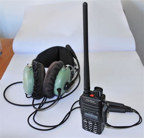 Yaesu FTA-250L transceiver : FLYER