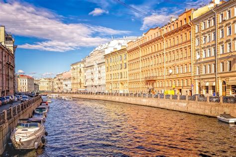 10 Quirky Things to Do in St Petersburg - Unusual Attractions in Russia ...