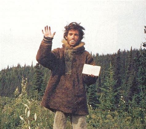 The last living photos of famous figures | Christopher mccandless, Chris mccandless, Celebrity ...