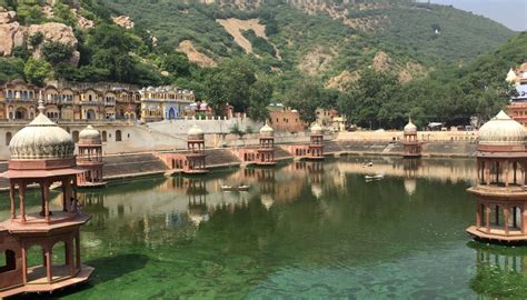 14 Amazing Places to See in Alwar - ChaloGhumane.com