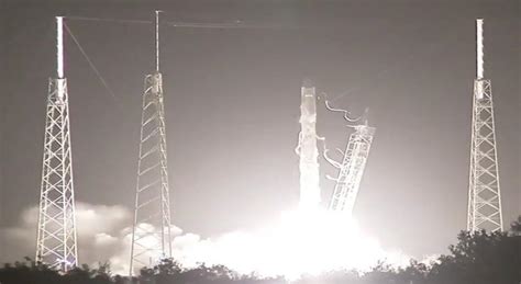 SpaceX launches space station docking port