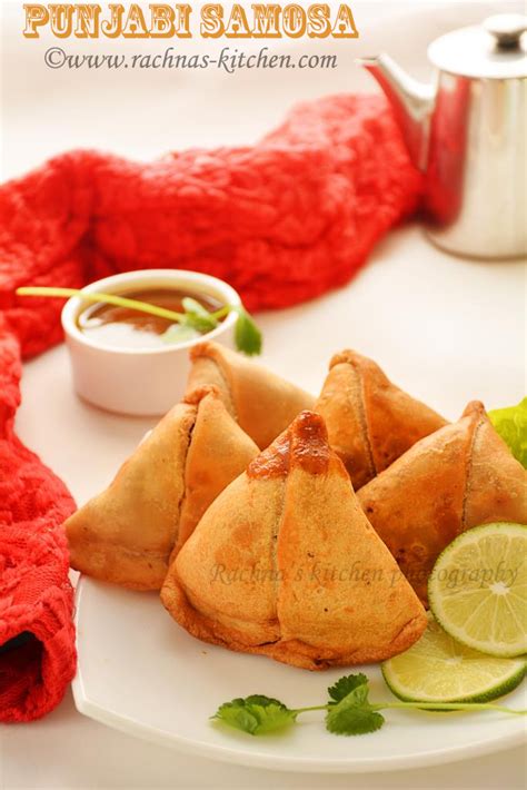 Punjabi Samosa Recipe, How to make aloo samosa with video - Rachna's ...