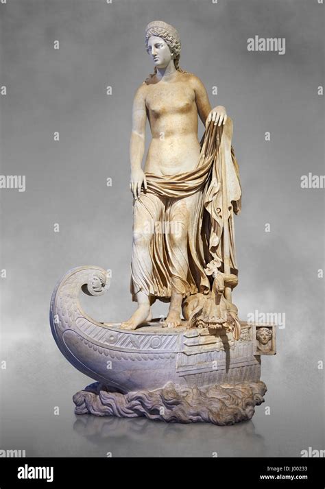 Thetis goddess statue hi-res stock photography and images - Alamy