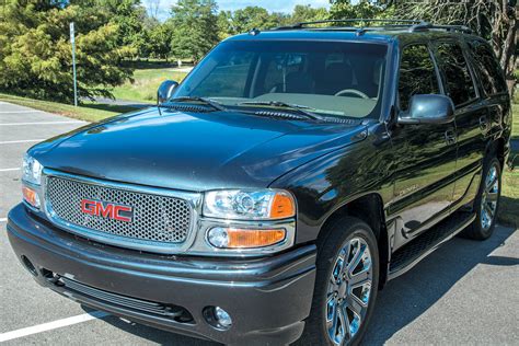 2003 GMC Yukon Denali - Miles D. - LMC Truck Life