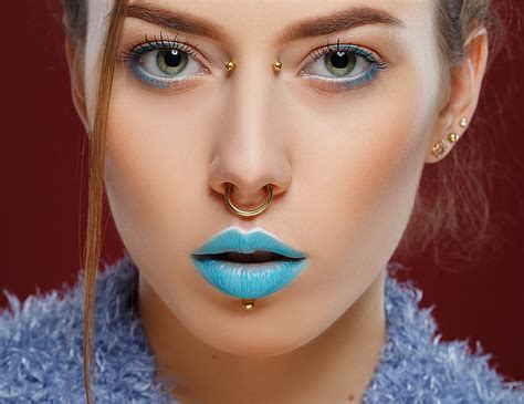 Bridge Piercing 101: What You Need to Know - FreshTrends Blog