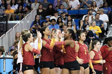 USC women’s volleyball victorious in road matchup at UCLA – Annenberg Media