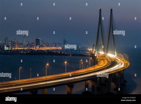 Night view of the Bandra Worli Sea Link bridge. A testament to Stock ...