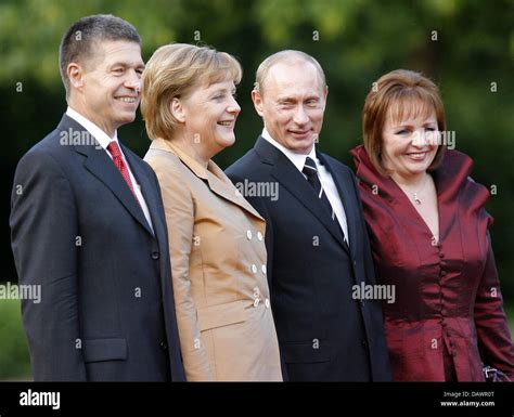 Angela Merkel Husband - German Chancellor Angela Merkel 2nd From L And Her Husband Joachim Stock ...