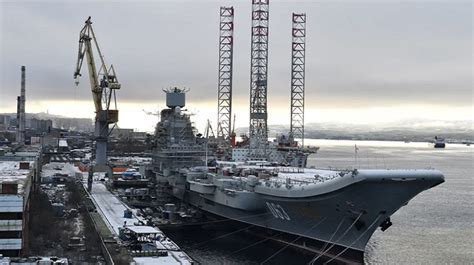 Admiral Kuznetsov aircraft carrier caught fire in Russia | Ukrainska Pravda