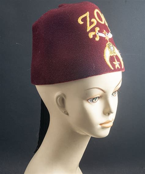 1960s Shriner, Masonic Fez, w/bag and tassel, Gemco. - Gem