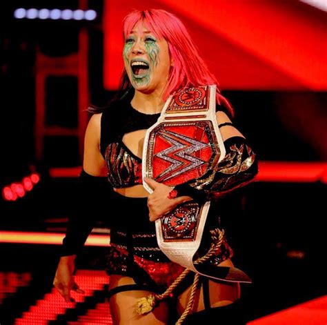 Raw Women Champion Asuka | Wwe raw women, Raw women's champion, Wwe