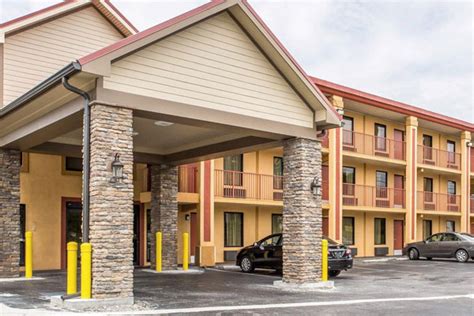 Cheap Motels in Pigeon Forge TN - Water Park Hotel Pigeon Forge