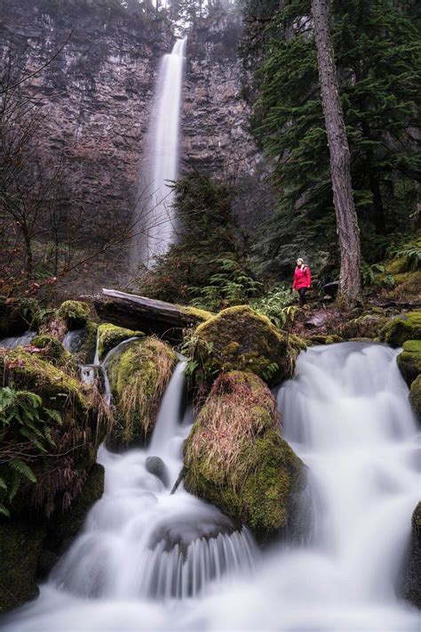 One of the best waterfalls in Oregon, Watson Falls is the second tallest in the state.