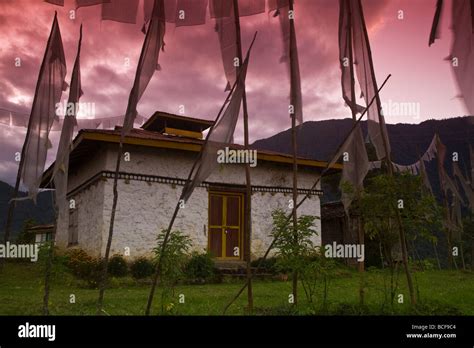 India, Sikkim, Khecheopalri Lake, Khecheopalri Gompa Stock Photo - Alamy