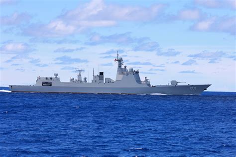 The Most Powerful Chinese destroyer, Type 055 Class Nanchang, spotted ...