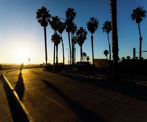 Sunset of the Venice beach Photograph by Hyuntae Kim - Fine Art America