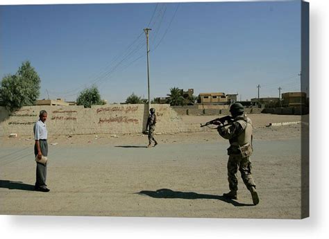 U.s. And Iraqi Forces Patrol Fallujah Acrylic Print by Chris Hondros ...