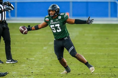 Exodus continues: Hawaii star linebacker Darius Muasau enters transfer ...