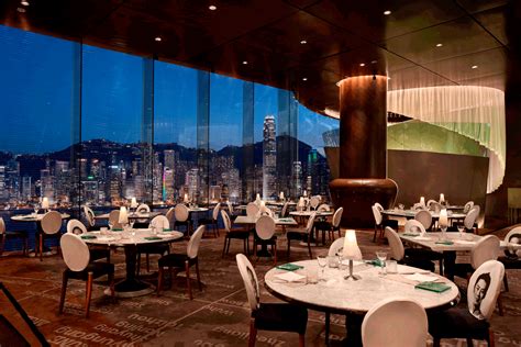 22. Peninsula Hotel, Hong Kong, China - International Traveller Magazine