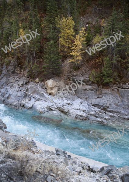 Rocky Mountaineer First Passage to the West | WestPix