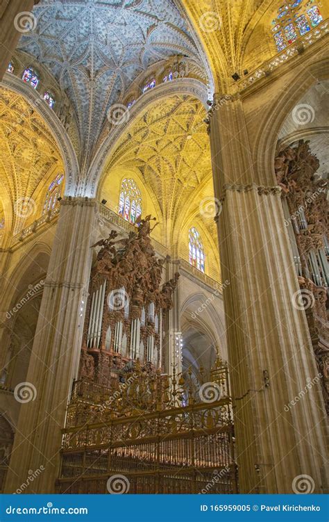 Interior of Seville Cathedral Stock Image - Image of decor, christian: 165959005