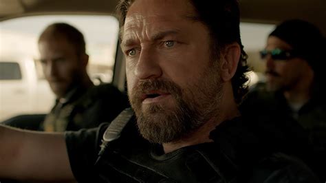 Review: In ‘Den of Thieves,’ Gerard Butler Trails a Former Marine - The ...