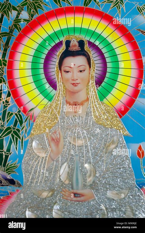 Tu An Buddhist temple. Quan Am bodhisattva of compassion or goddess of Mercy Stock Photo - Alamy